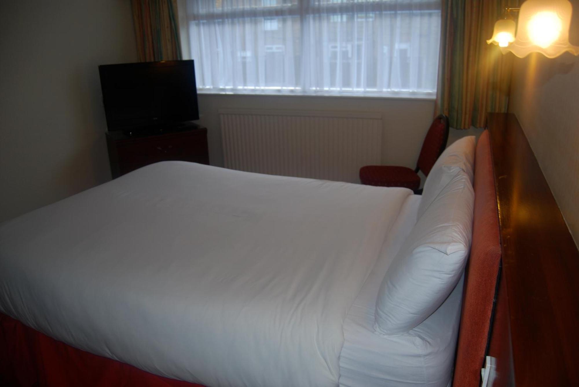 Brecon Sheffield (adults Only)